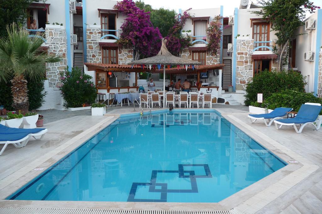 Dasis Hotel Suites Bodrum Exterior photo